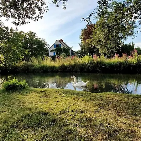 펜션 Maison 140m2 Au Calme - Beau Jardin - A 15mn A Pied Du Centre-ville De *