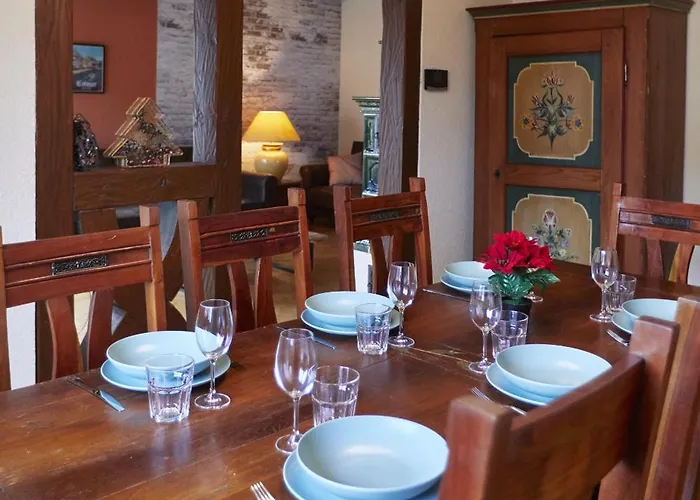 度假居 Maison 140m2 Au Calme - Beau Jardin - A 15mn A Pied Du Centre-ville De 科尔马