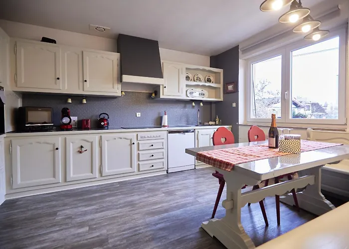 度假居 Maison 140m2 Au Calme - Beau Jardin - A 15mn A Pied Du Centre-ville De *