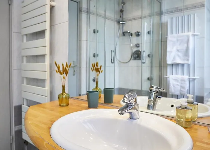 Maison 140m2 Au Calme - Beau Jardin - A 15mn A Pied Du Centre-ville De * كولمار