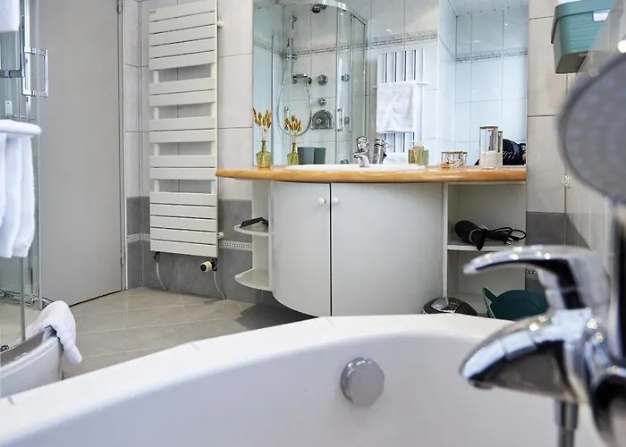 度假居 Maison 140m2 Au Calme - Beau Jardin - A 15mn A Pied Du Centre-ville De 科尔马